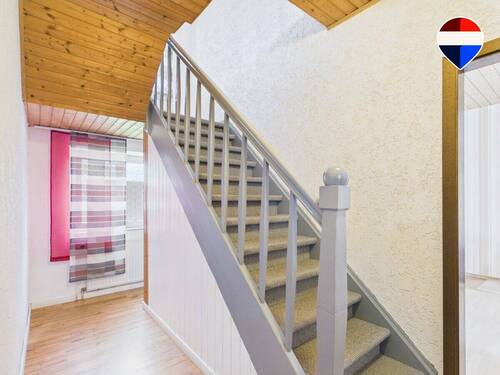 REMAX Immobilien Delux Haus in Büschfeld zu verkaufen - 