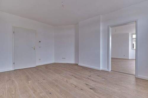 Wohnzimmer - Etagenwohnung mit 110,00 m² in Nürnberg zur Miete