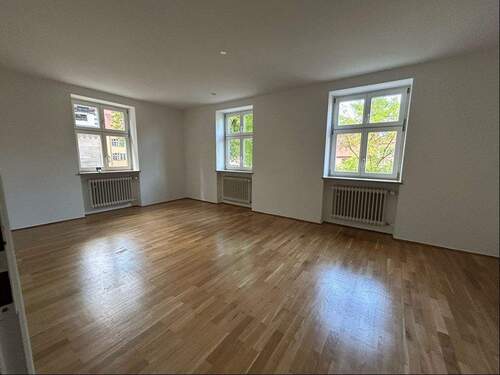 Schlafzimmer - Etagenwohnung mit 100,00 m&sup2; in Dinkelsbühl zur Miete