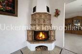 Wohnzimmer EG mit Kamin - 