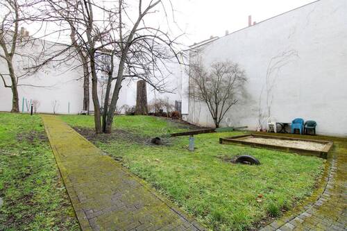 Ansicht Grundstück/Hinterhof - 