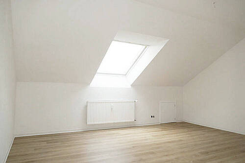 Wohnen - Modernisierte Dachgeschosswohnung in Bielefeld-Theesen!