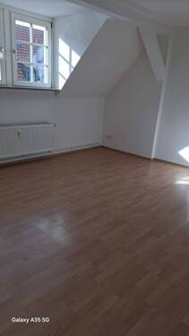 ZZ62 DG Wohnzimmer1.jpg - Moderne 2-Zimmer-Wohnung in Rossau