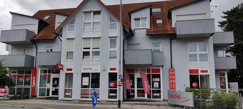 Strassenansicht Südseite - Ladengeschäft - Top Sichtlage - 2.198,00 EUR Kaltmiete,