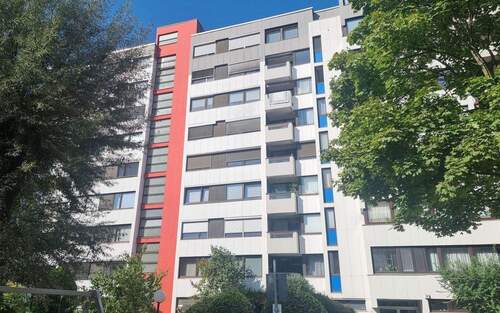 Hausfront - Familienhighlight im Bestzustand: Großzügig, modern, einziehen & wohlfühlen