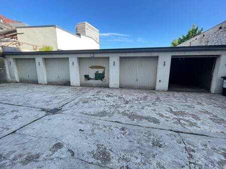 Garage - 