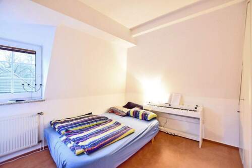 Schlafzimmer 2 (DG) - 