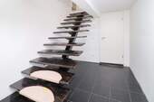 Treppe zum Obergeschoss - 