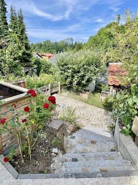 Untere Terrasse - 
