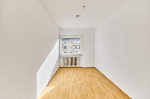 Kinderzimmer - Etagenwohnung mit 76,50 m&sup2; in Schwetzingen zum Kaufen