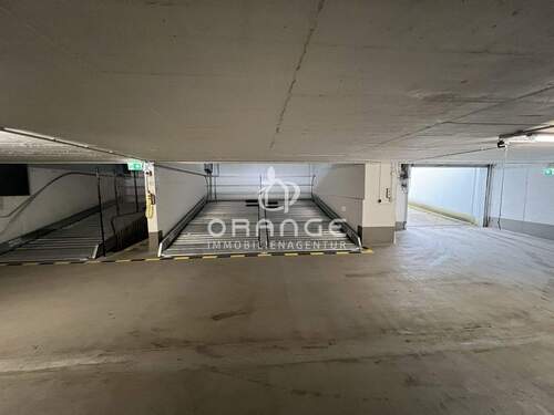 TG-Stellplätze (oben) - Garage, Stellplatz zum Kaufen in München