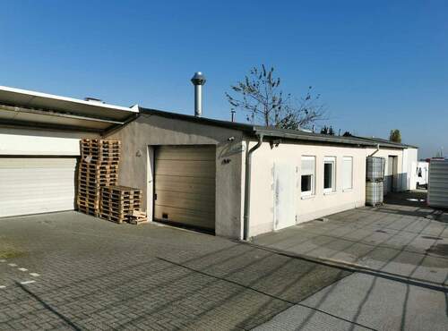 Bild 1 - Lagerhalle mit Doppelgarage und Außen Gelände zu Vermieten! (Option zusätzlich auf 2400qm möglich)
