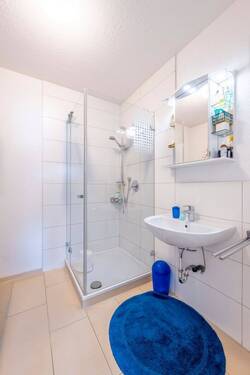 Bad OG - Mehrfamilienhaus, Wohnhaus in Ludwigsburg zum Kaufen