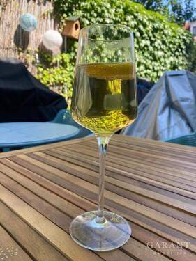 lauschiges Plätzchen im Hof - **WOW! Liebevoll und aufwändig saniertes Wohnhaus aus Baujahr 1834 in begehrter Wohnlage**