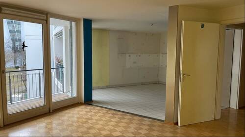 Wohnen mit Blick in die Küche - 3 Zimmer Etagenwohnung in München