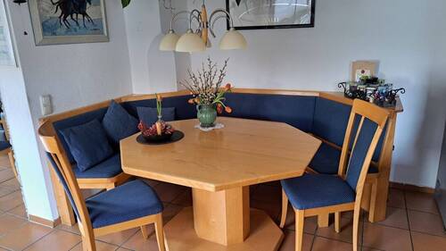 Essplatz neben Küche.jpeg - 