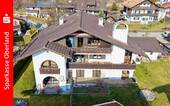 Hausansicht - Großzügige Dachgeschosswohnung mit traumhaftem Ausblick