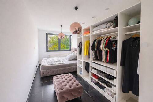 Praktisches Schlafzimmer - 2 Zimmer Etagenwohnung zum Kaufen in Hennigsdorf