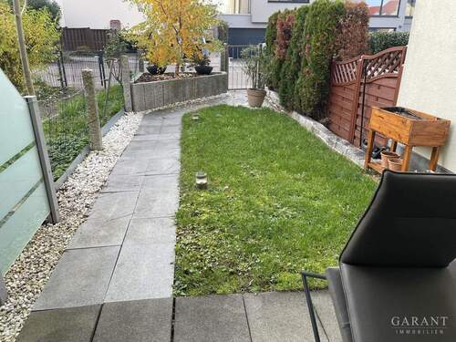 Garten - Schöne Erdgeschoss-Wohnung! - 300.000,00&nbsp;EUR Kaufpreis, ca.&nbsp; 72,00&nbsp;m&sup2;&nbsp;Wohnfl&auml;che