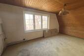 Schlafzimmer im Dachgeschoss - 