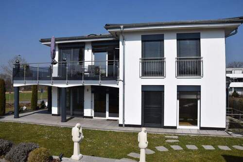 Ansicht Süd - 8 Zimmer Mehrfamilienhaus, Wohnhaus zum Kaufen in Uhldingen-Mühlhofen