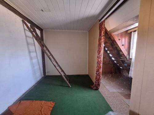 unausgebauter Dachraum - 