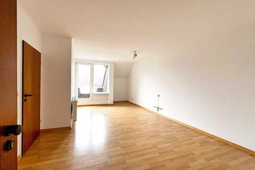 Truemper-Immobilien-Reppenstedt-Dachgeschosswohnung00009 - 2 Zimmer Etagenwohnung zum Kaufen in Reppenstedt