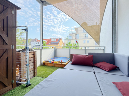 Terrasse - 8 Zimmer Mehrfamilienhaus, Wohnhaus in Bremen