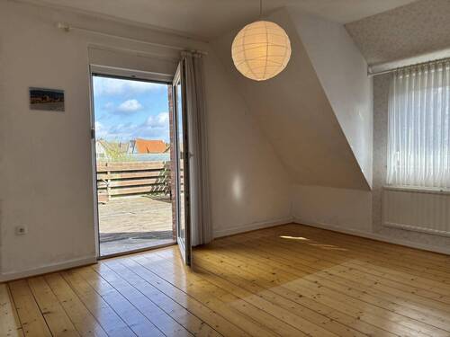 Zimmer OG mit Zugang zur Dachterrasse - 