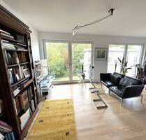 Exklusive Eigentumswohnung mit unverbaubarem Traveblick und Süd-Balkon - Lübeck Schlutup