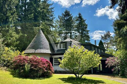 Frontansicht - 8 Zimmer Einfamilienhaus zum Kaufen in Roetgen / Mulartshütte