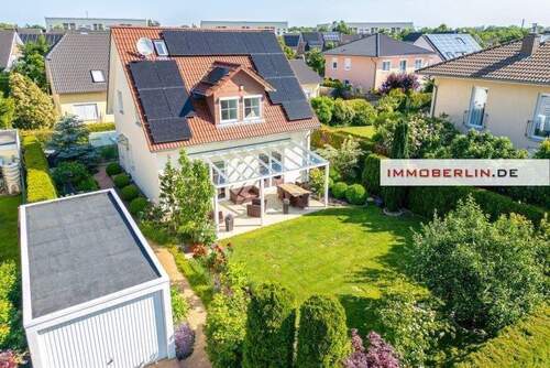 1.jpg - Mehrfamilienhaus, Wohnhaus mit 121,00 m² in Teltow zum Kaufen