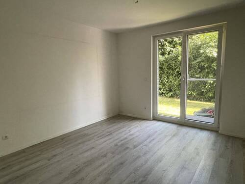 Zimmer 1 mit Zugang zum Garten - 