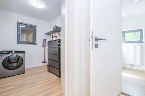 Hauswirtschaft / Büro EG - 