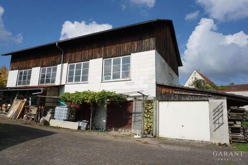 Werkstatt - 8 Zimmer Einfamilienhaus in Bösingen