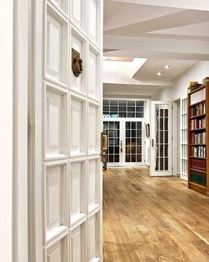 Eingangsbereich Hauptwohnhaus - 1 Zimmer Mehrfamilienhaus, Wohnhaus zum Kaufen in Oppenheim