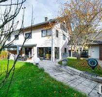 Exklusive Doppelhaushälfte in Südwestlage am Wörthsee, hochwertig, energieeffizient mit Dachstudio - Wörthsee / Etterschlag