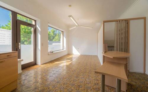 Gewerbebereich (UG) - 