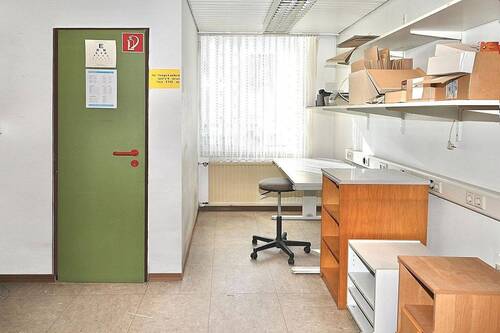 Gewerbehalle Büro - 