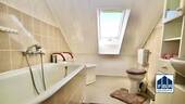 Wannenbad im Dachgeschoss - 