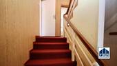 Treppe zum Erdgeschoss - 