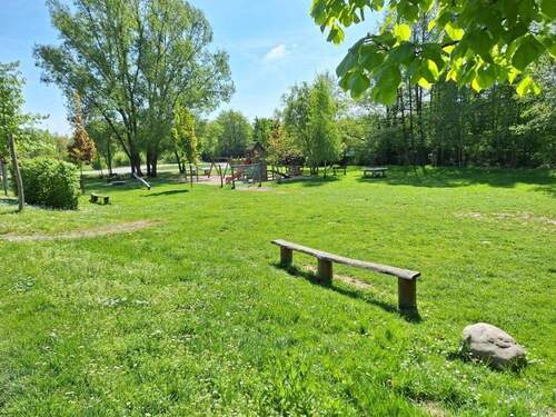 Spielplatz in der Nähe - 