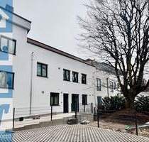 Großzügige 2-Zimmer-Wohnung zzgl. großem Hobbyraum und Garten - München Bogenhausen