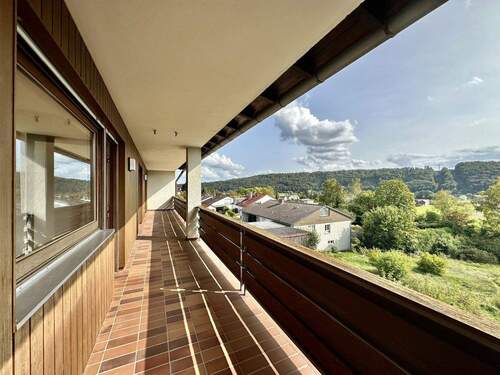 großer Balkon, 1. Stock - 