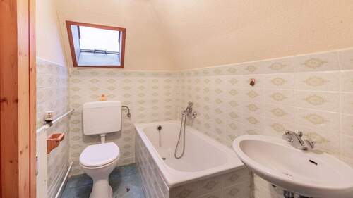 Badezimmer Dachgeschoss - 