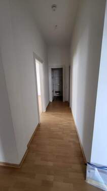 Flur 2.jpg - 3 Zimmer Etagenwohnung in Erfurt