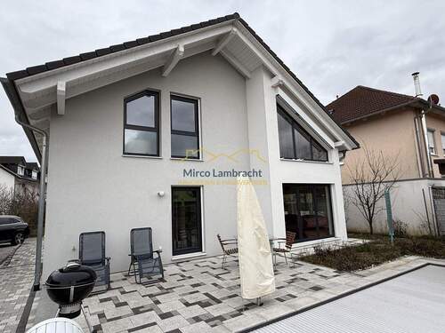 Titelbild - Ein Haus, das seiner Zeit voraus gebaut wurde - effiziente Qualität Bereit für die Zukunft