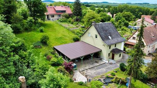 Haus und Anbau - 7 Zimmer Einfamilienhaus in Bahretal