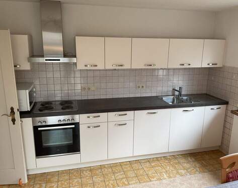 Küche mit Einbauküche - 