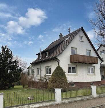 Straßenfront - 5 Zimmer Einfamilienhaus in Friesenheim